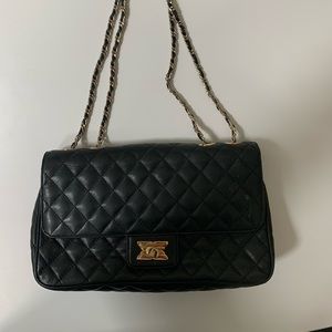 Gorgeous black Saks Fifth Avenue evening bag